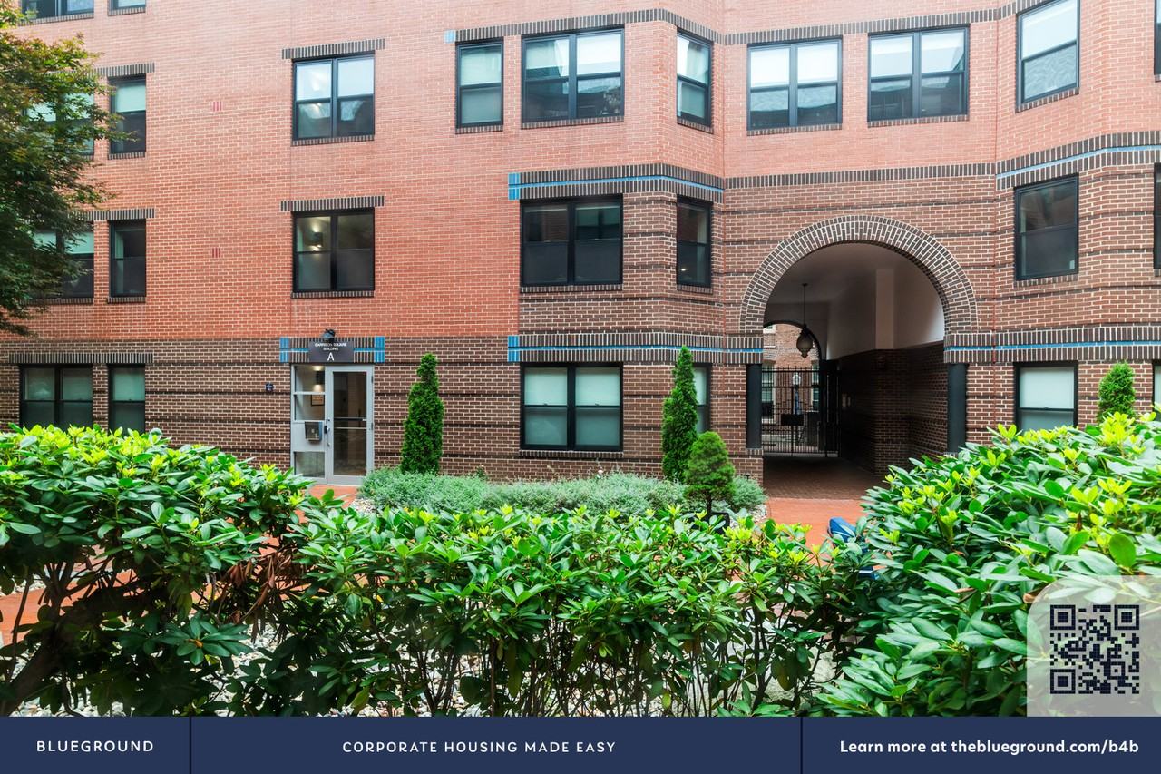 7 Harcourt St #896 - Photo 6 of 35