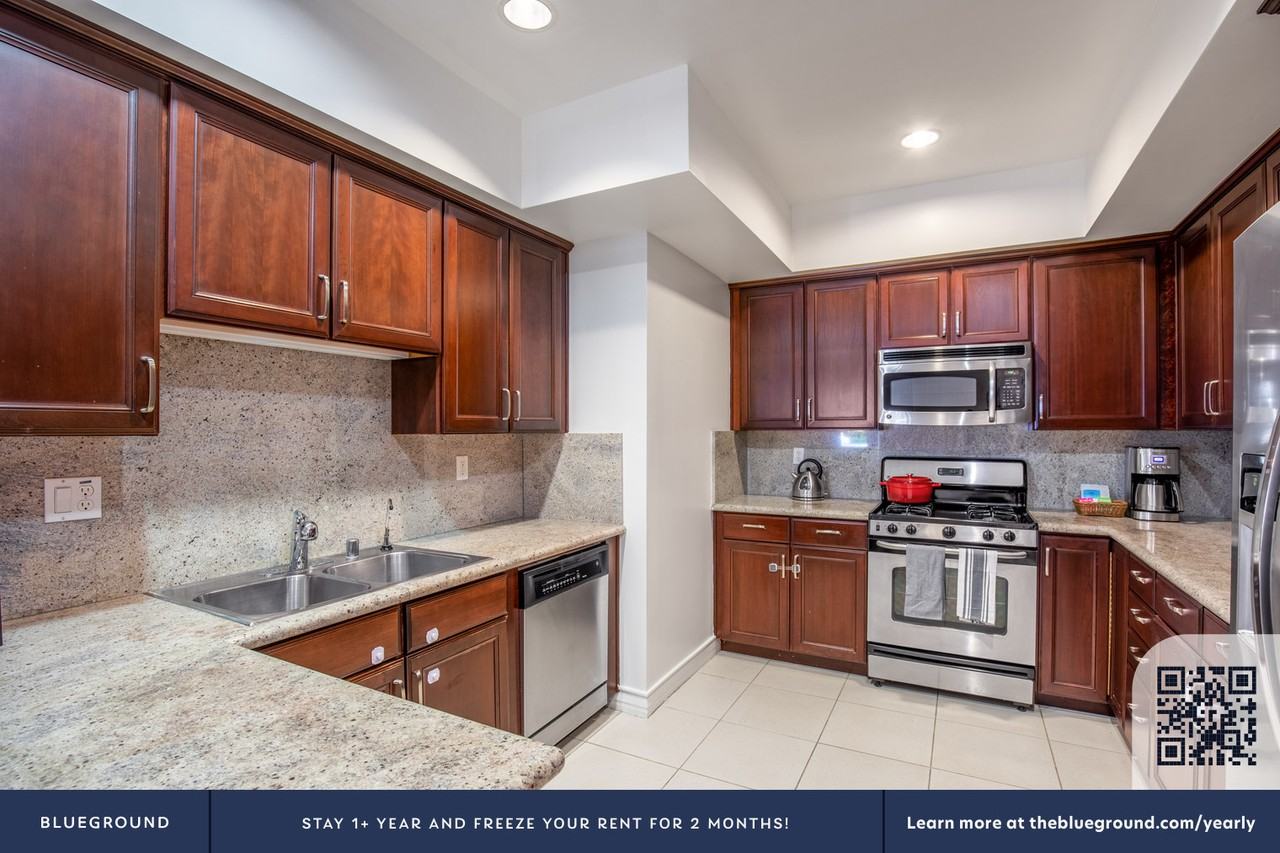 1212 McClellan Drive - Photo 7 of 52