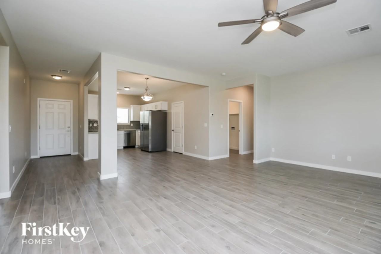 5699 E Red Bird Ln - Photo 2 of 15