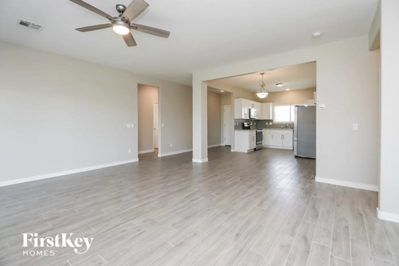 5699 E Red Bird Ln - Photo 3 of 15