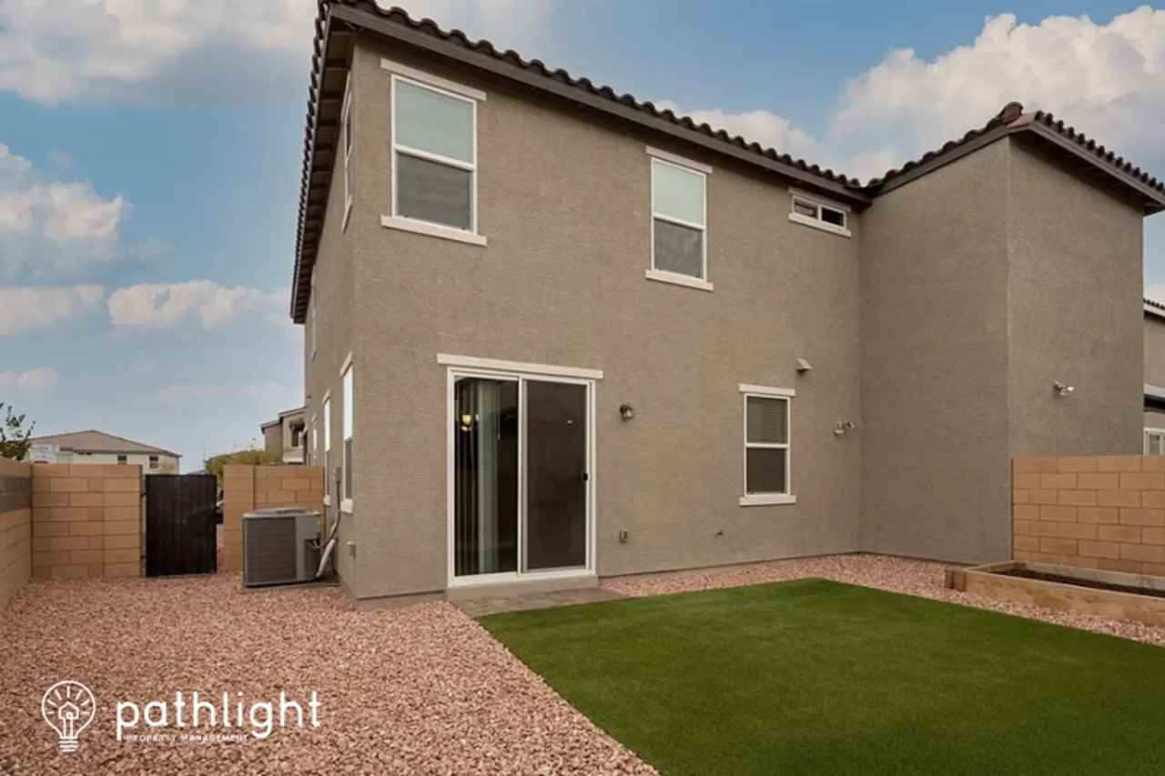 104 Aurelia Ave - Photo 2 of 4