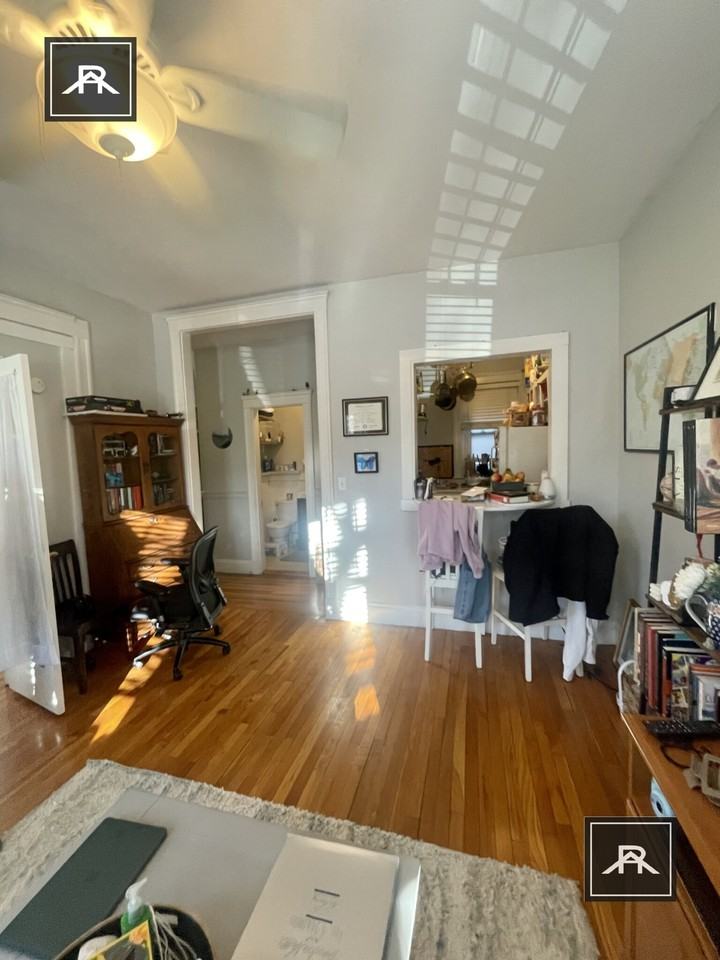 1562 Commonwealth Ave #3 - Photo 5 of 7