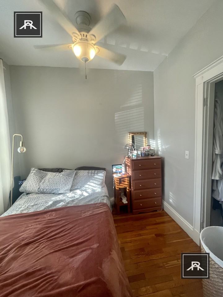 1562 Commonwealth Ave #3 - Photo 6 of 7
