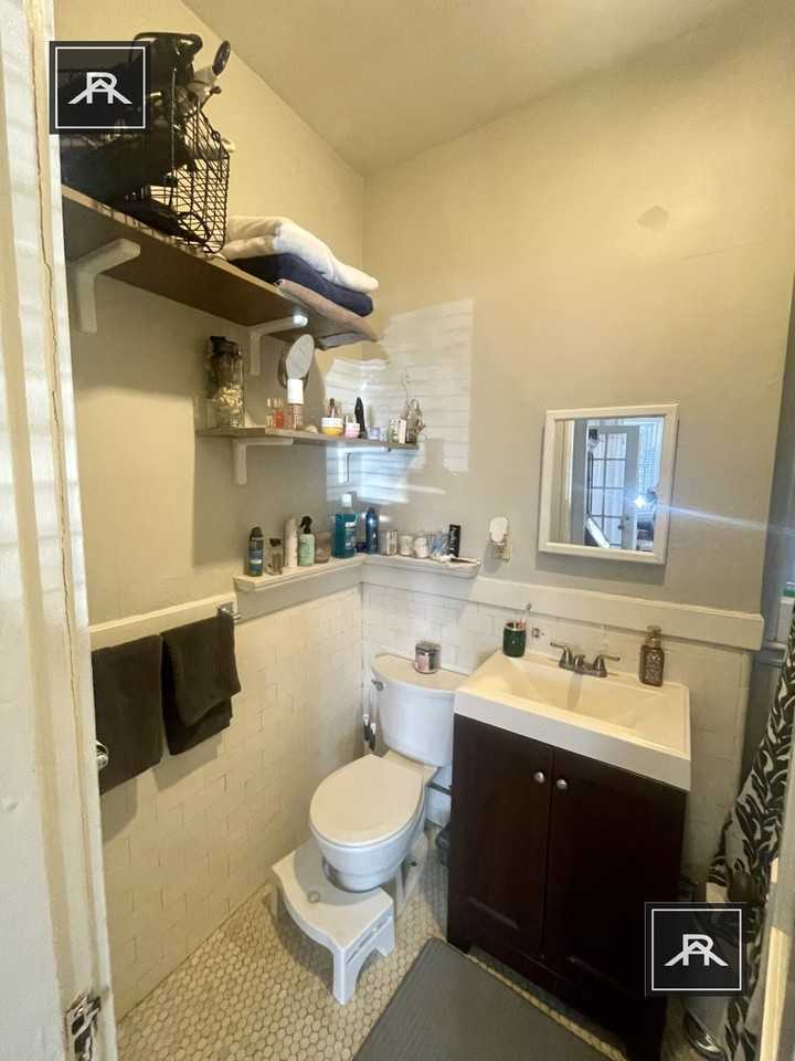 1562 Commonwealth Ave #3 - Photo 7 of 7