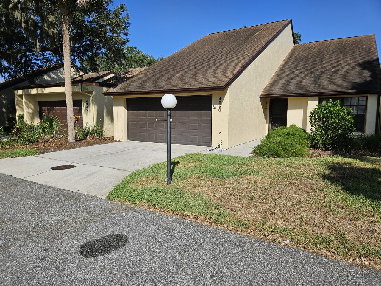 4250 Creekwood Ln - Photo 2 of 21