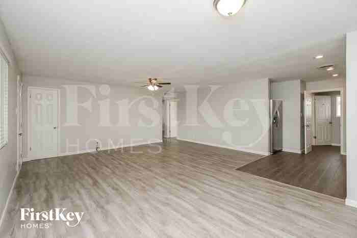 1846 E Delta Ave - Photo 3 of 15