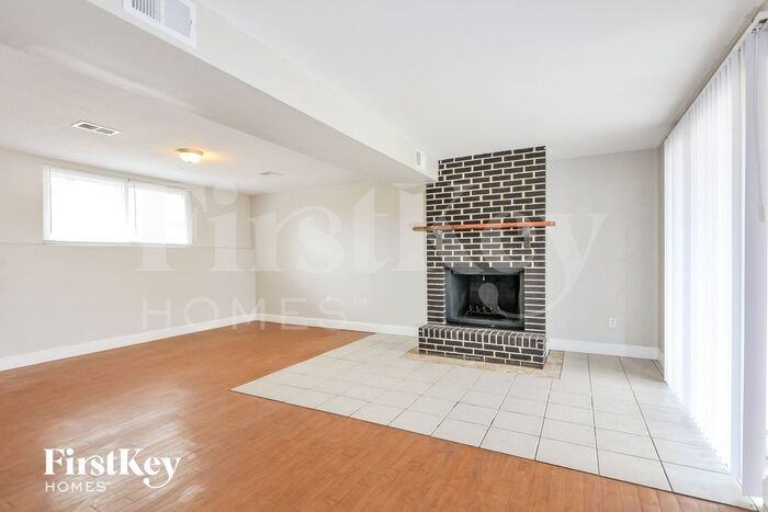 41 Gary Glen Dr - Photo 3 of 15