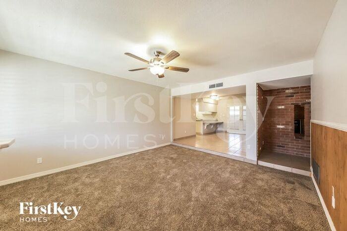 4118 W Beryl Ave - Photo 3 of 15