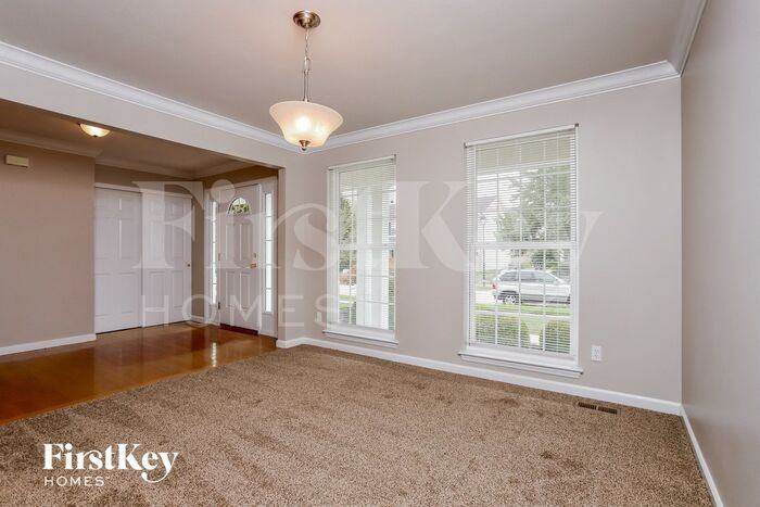 717 Stonewood Bend Dr - Photo 3 of 15