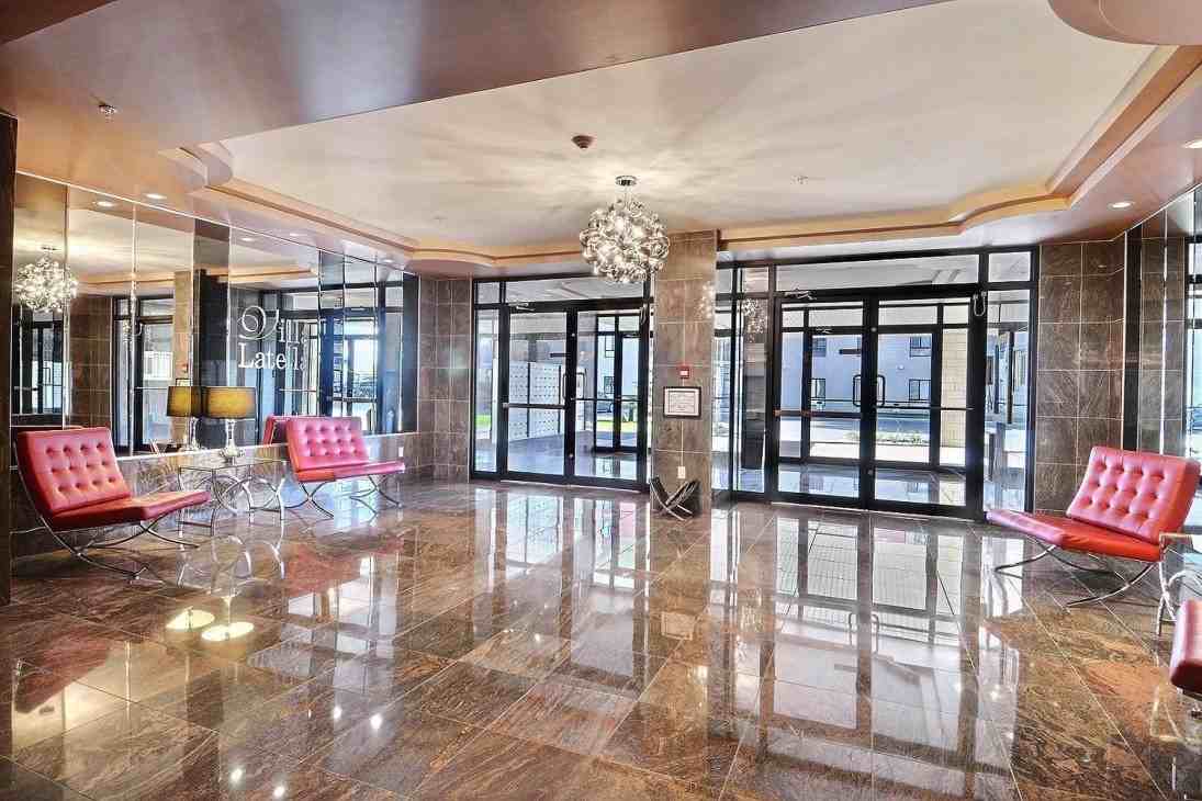 3865 Boulevard de Chenonceau - Photo 2 of 13