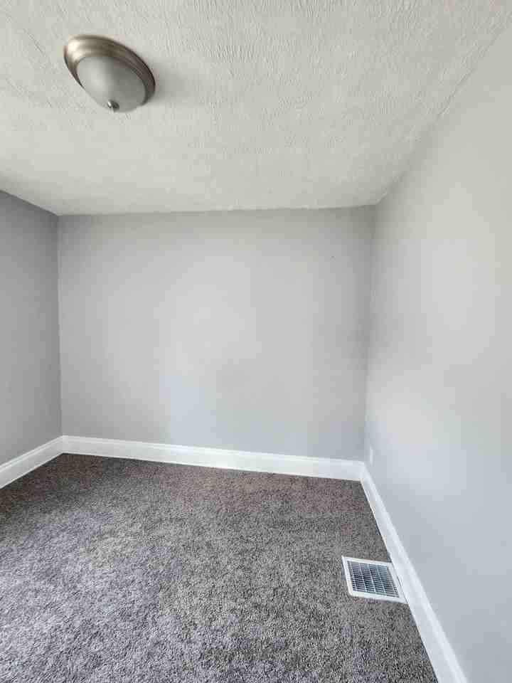 3632 E 106th St - Photo 6 of 21