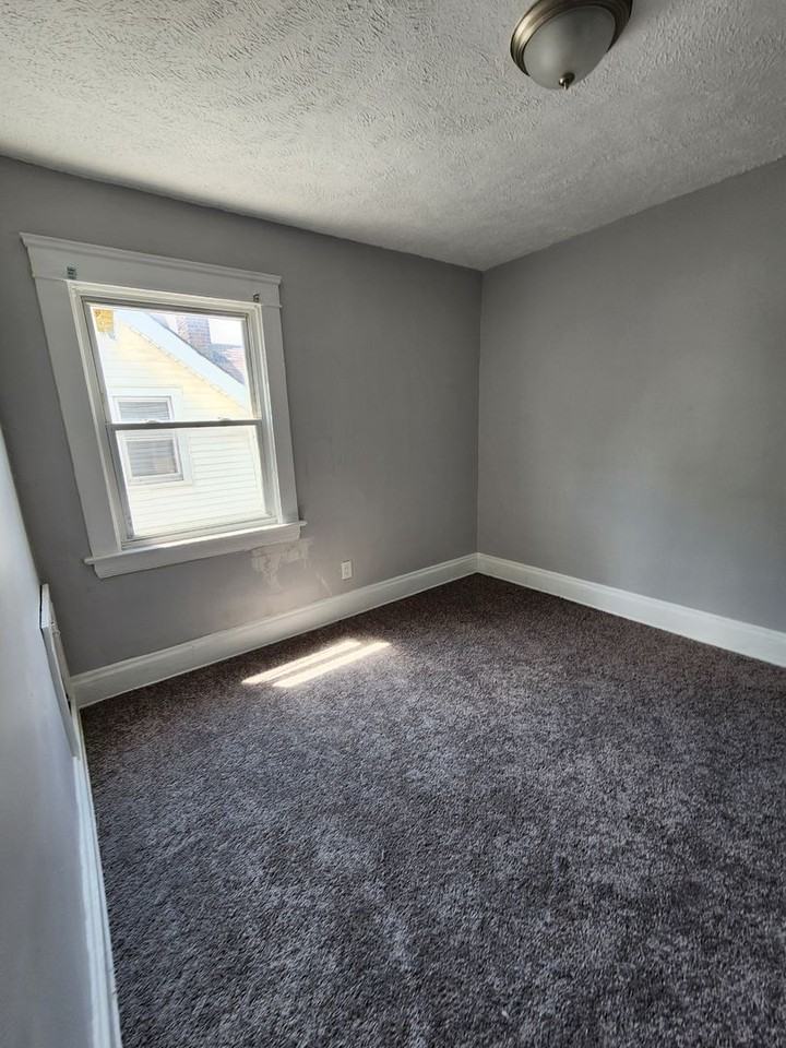 3632 E 106th St - Photo 7 of 21