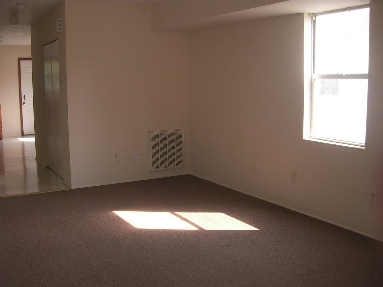 508 White St - Photo 2 of 16