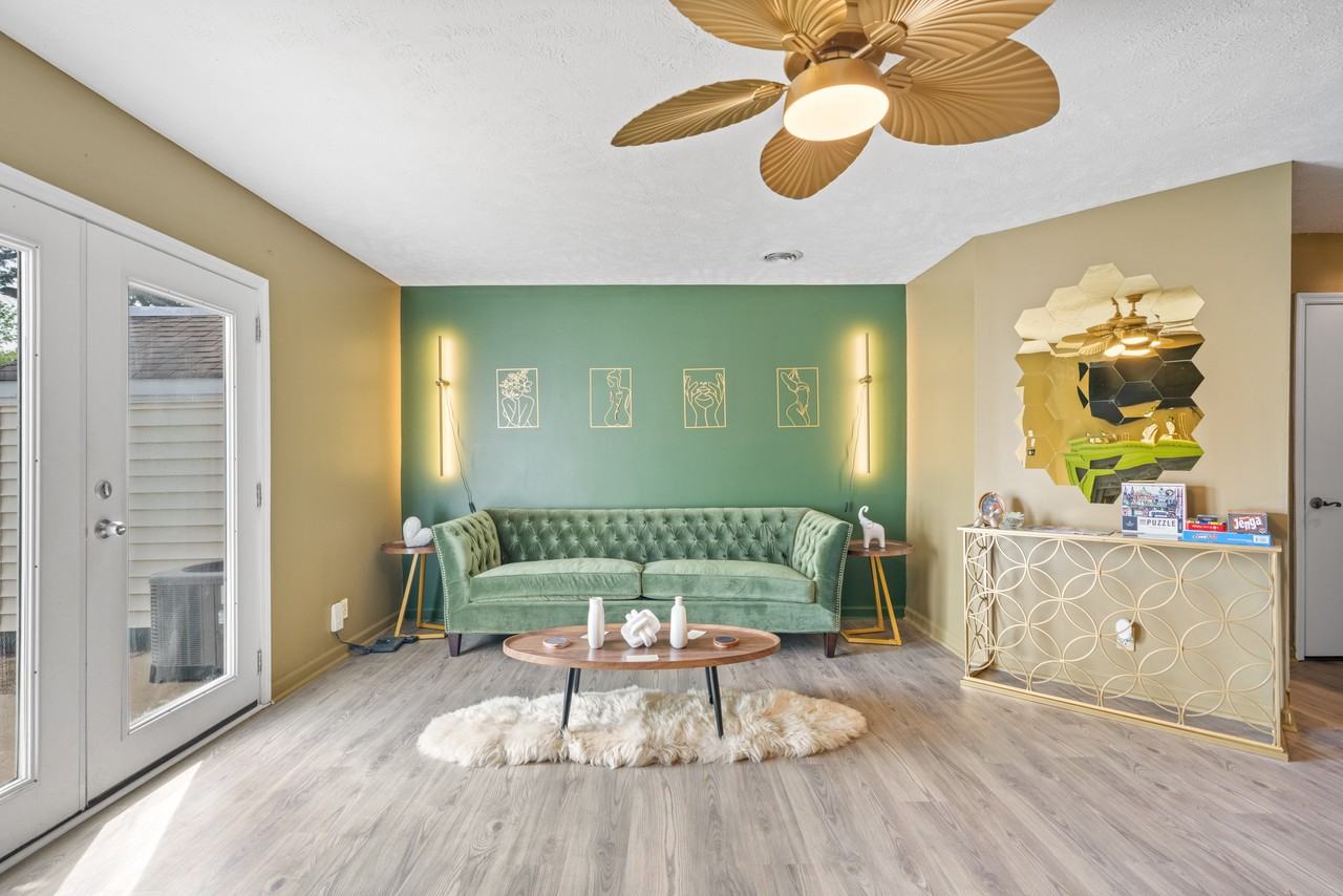 108 Greenland Ct #108 - Photo 2 of 13