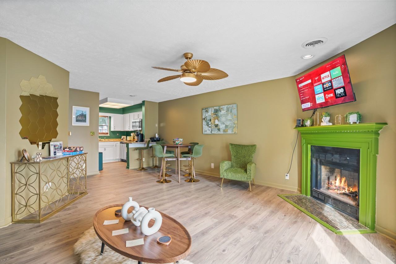 108 Greenland Ct #108 - Photo 3 of 13