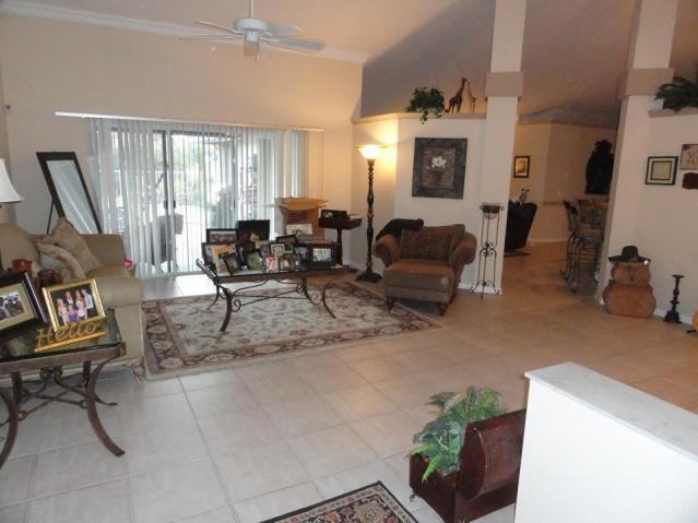 5597 Lake Shore Village Circle - Photo 3 of 5