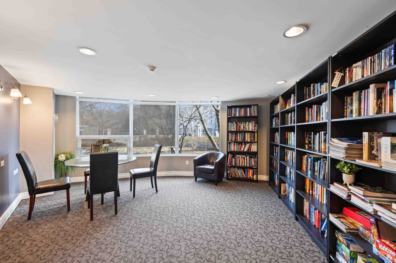 18 Valley Woods Road - Photo 7 of 22