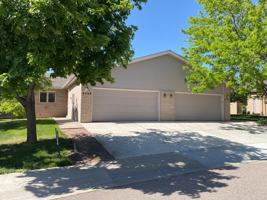 featured image of 2325 Northbrook Dr