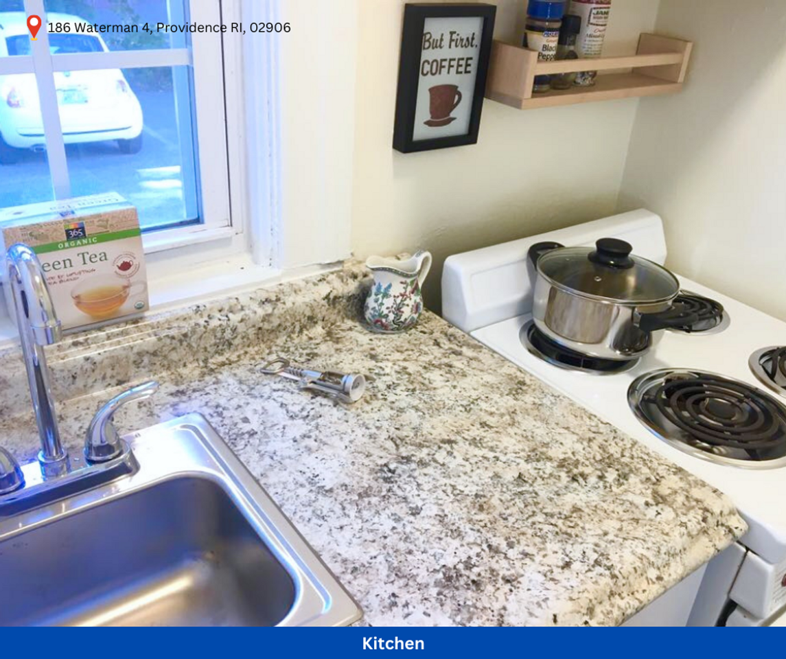 186 Waterman St - Photo 6 of 27