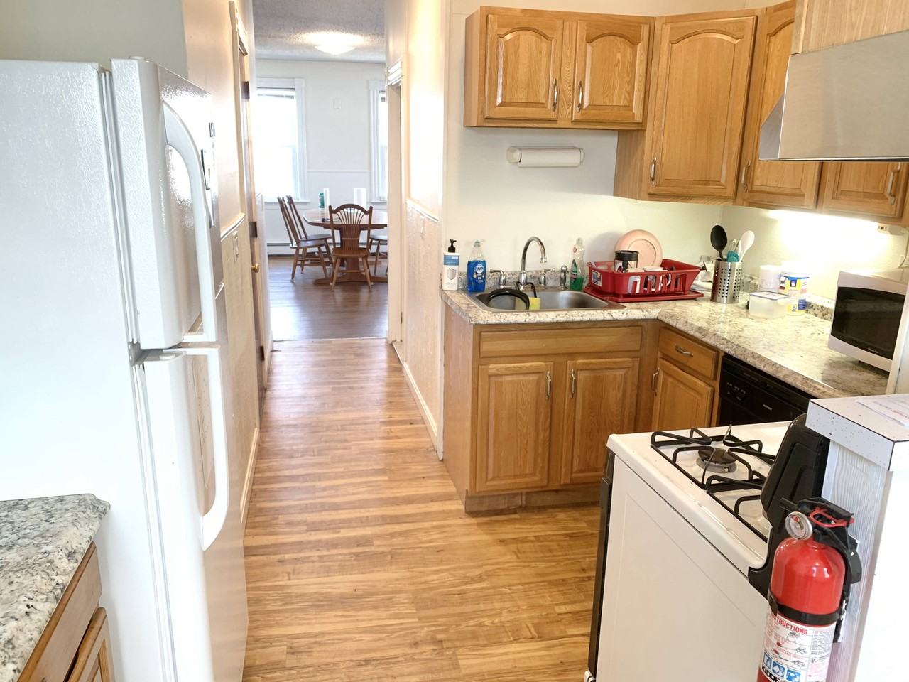 63 Preston St. Apartment 1 - Photo 3 of 15