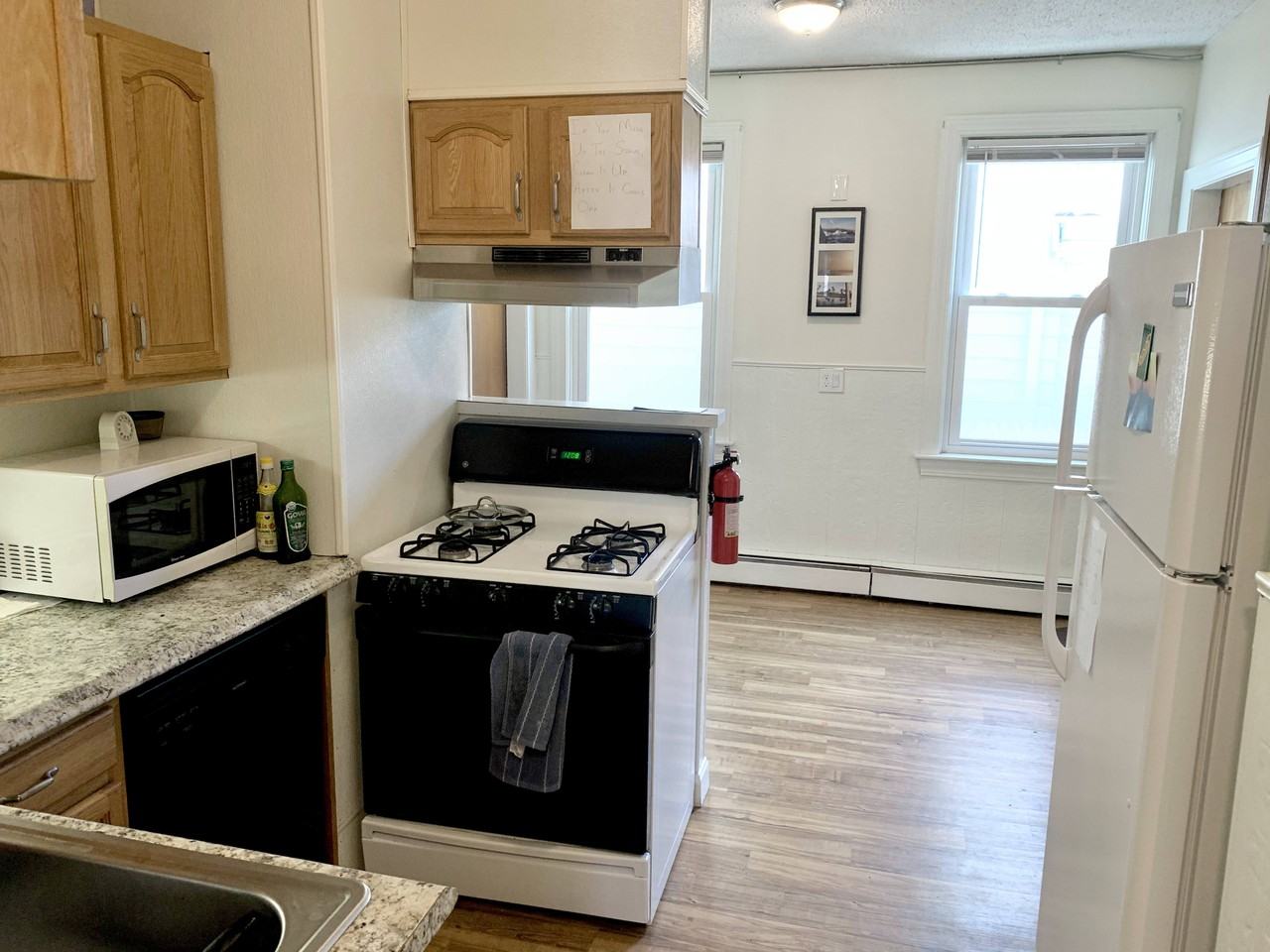 63 Preston St. Apartment 1 - Photo 4 of 15