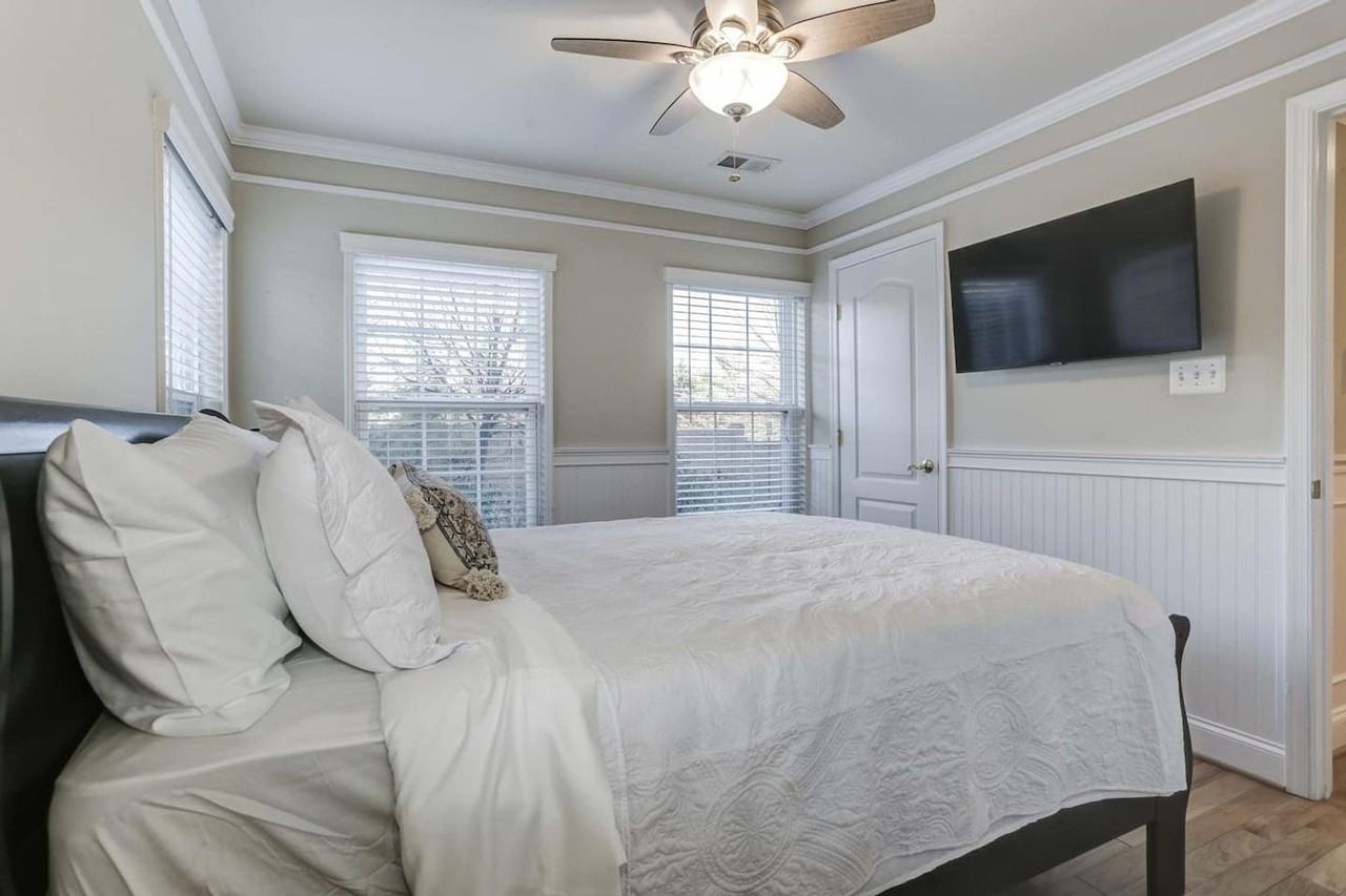 20345 Notting Hill Way - Photo 7 of 42