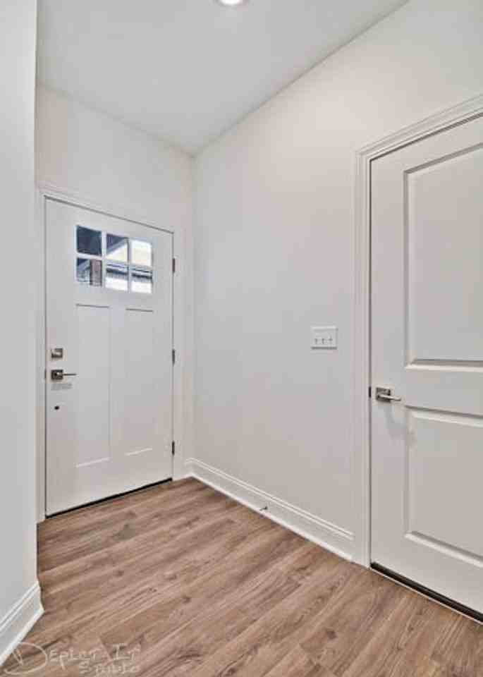 336 Turnberry Ct - Photo 3 of 19