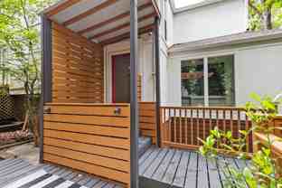 25033 Molokai Dr - Photo 1 of 1