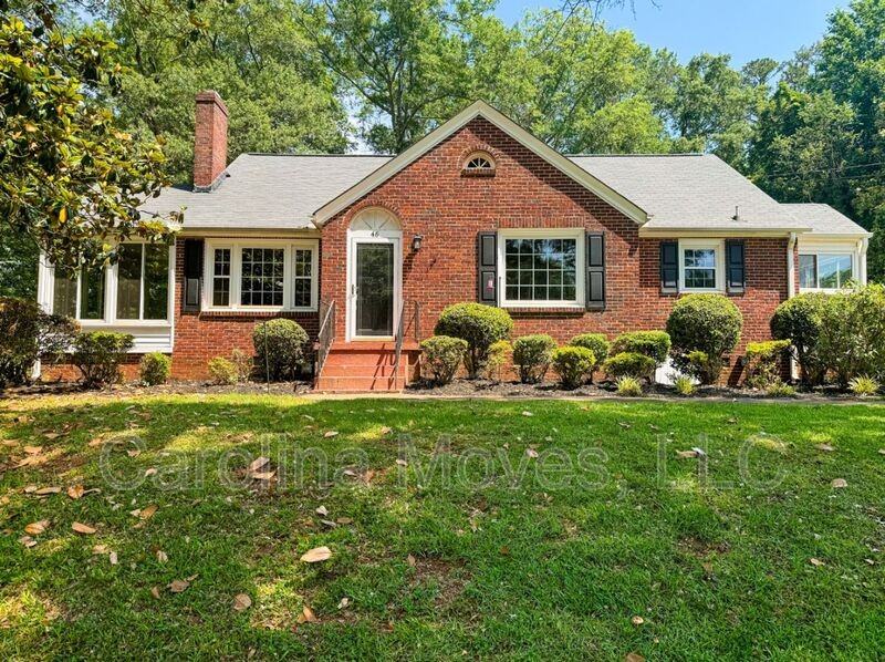 46 Long Forest Dr - Photo 2 of 24