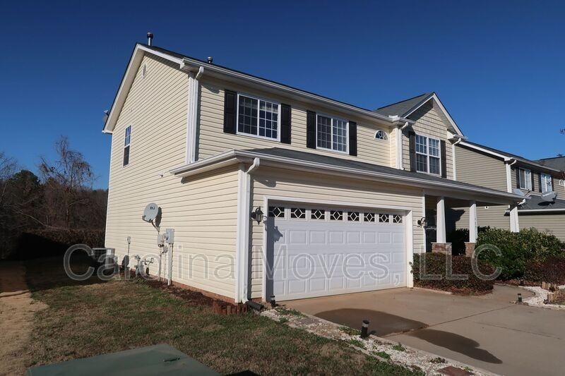 409 Melbourne Ln - Photo 2 of 16