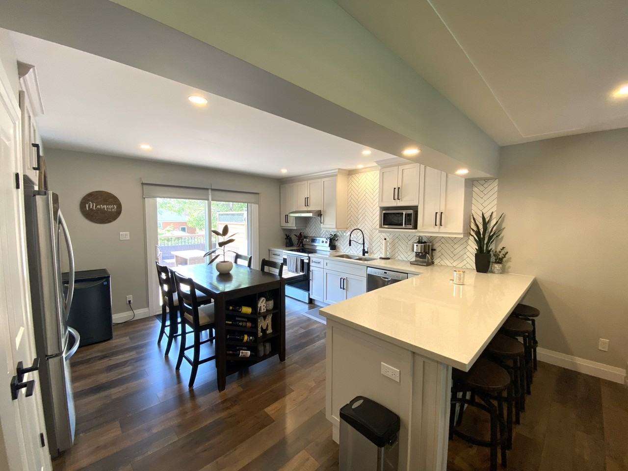 26 Kenneth Avenue - Photo 3 of 13