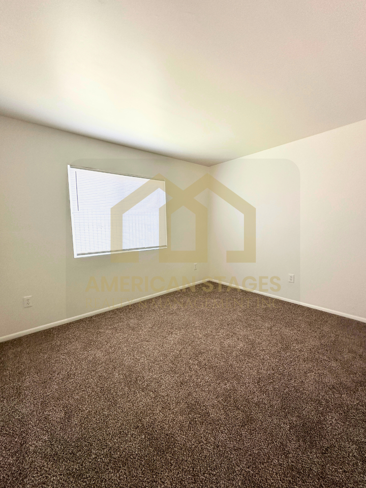 517 North S Street - Photo 7 of 9