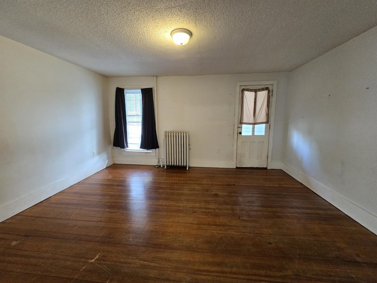 111 Osborne Street - Photo 2 of 4