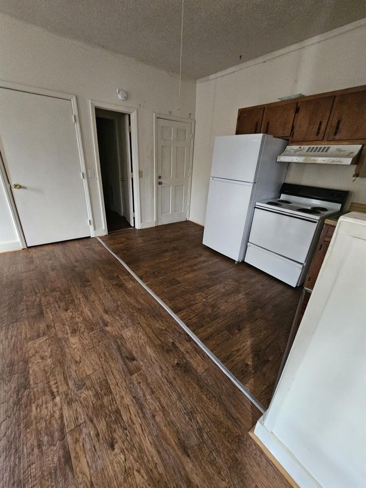 1644 Norwood Street Southwest - Photo 4 of 6