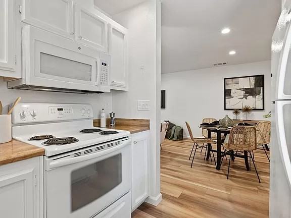 902 Q St #NA - Photo 3 of 30