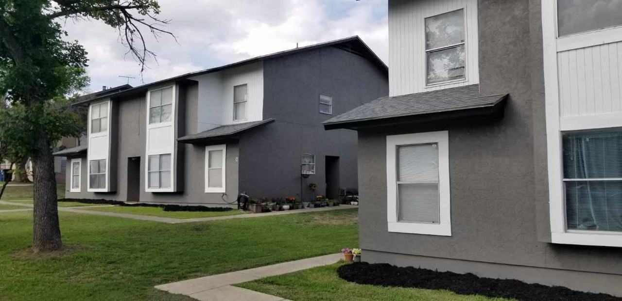 miss1012 - Photo 2 of 2