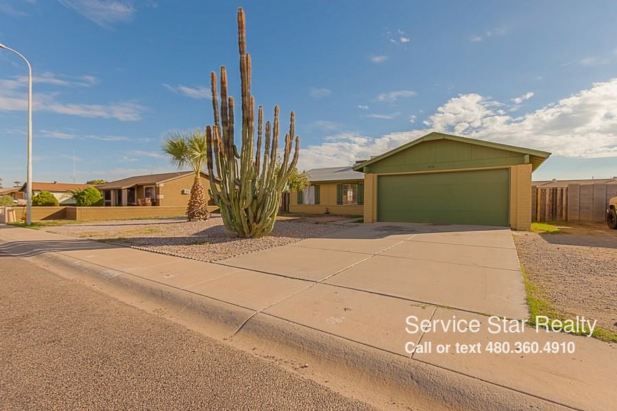 7233 W Palo Verde Ave - Photo 2 of 12