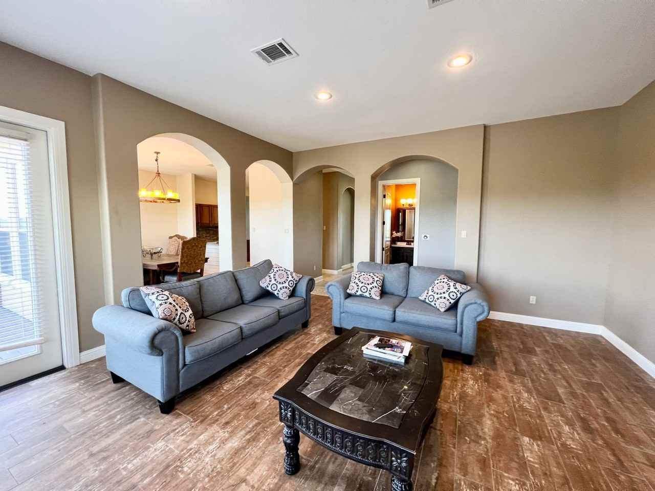 224 Stacey Ann Cv - Photo 3 of 27