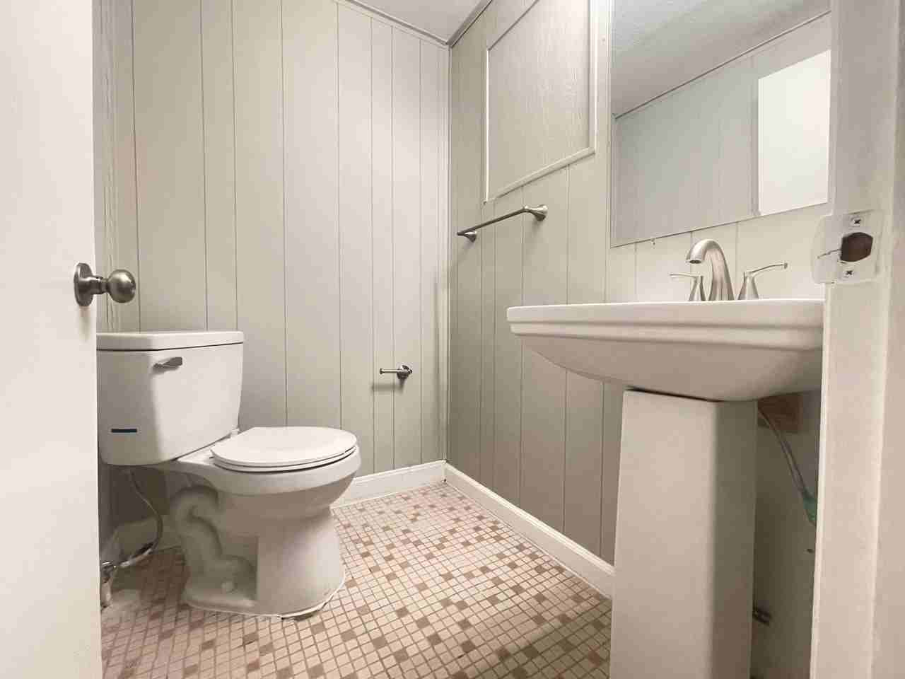 2344 Woodland St - Photo 6 of 11