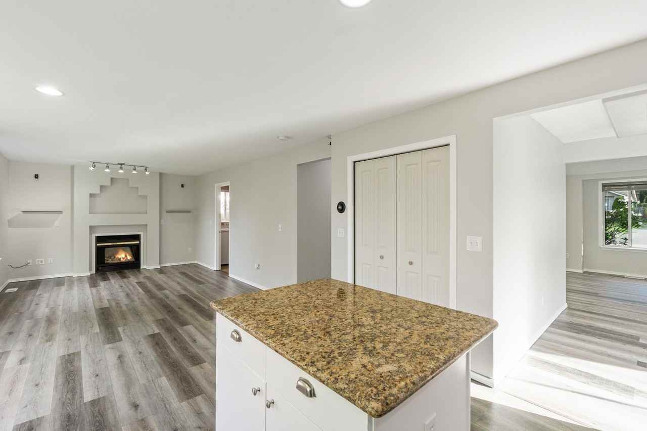 23617 219th Pl Se #1 - Photo 4 of 26