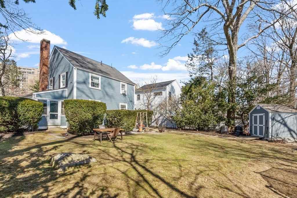 25 Moody Street - Photo 2 of 8