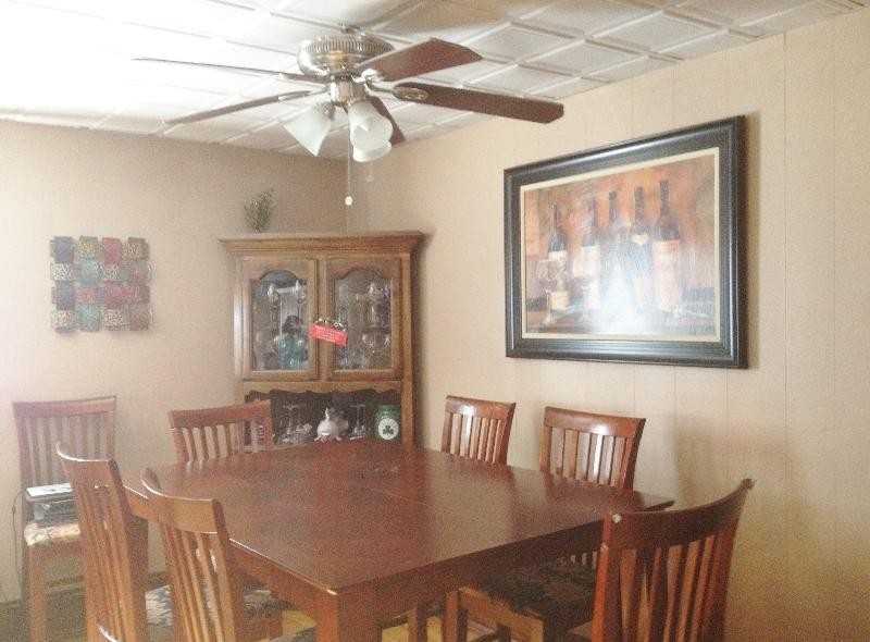 22 Bedford Ave 22 - Photo 3 of 15