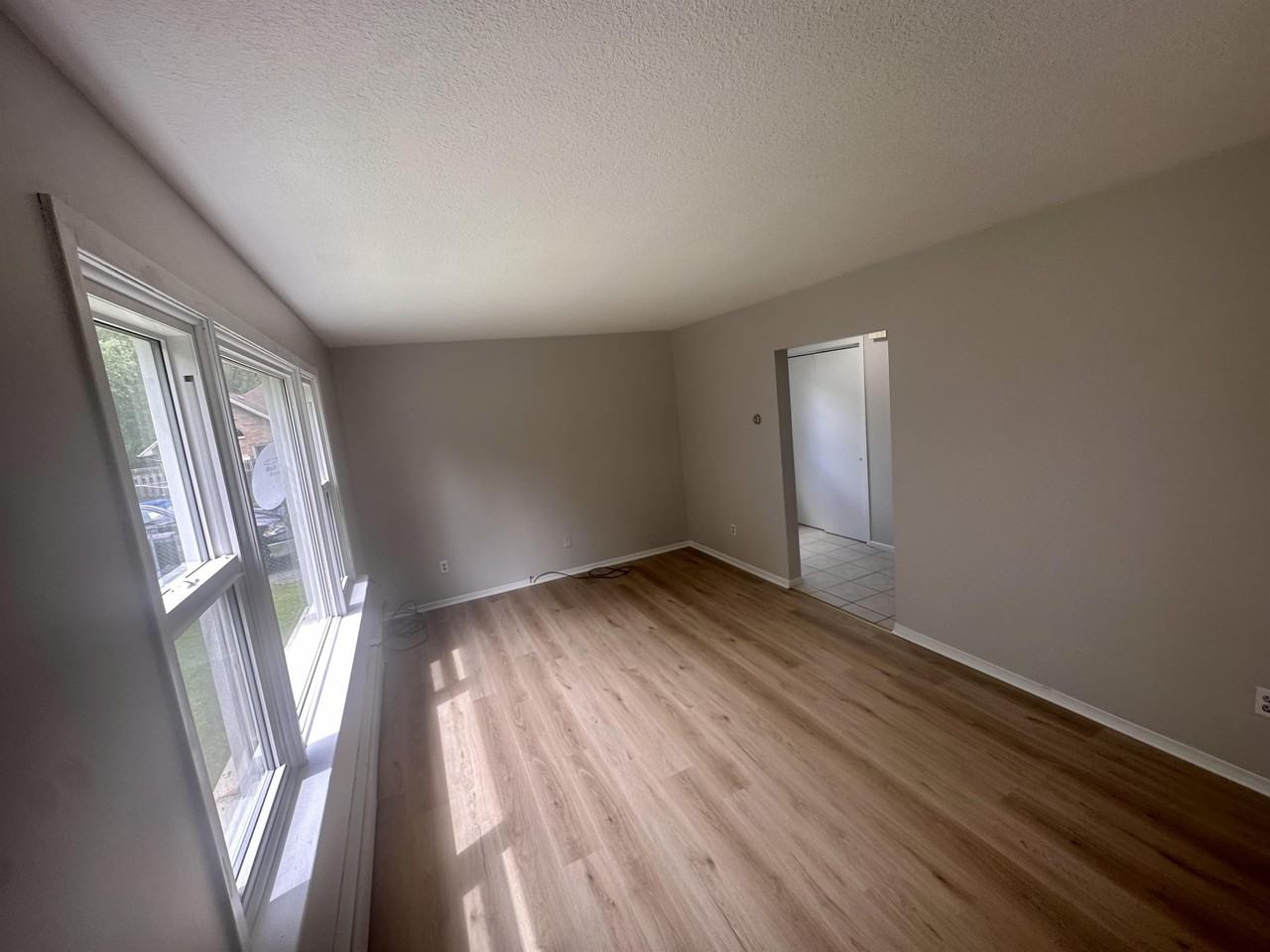 144 Semenyn Ave #4 - Photo 2 of 19