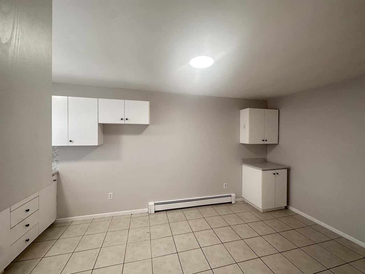 144 Semenyn Ave #4 - Photo 3 of 19