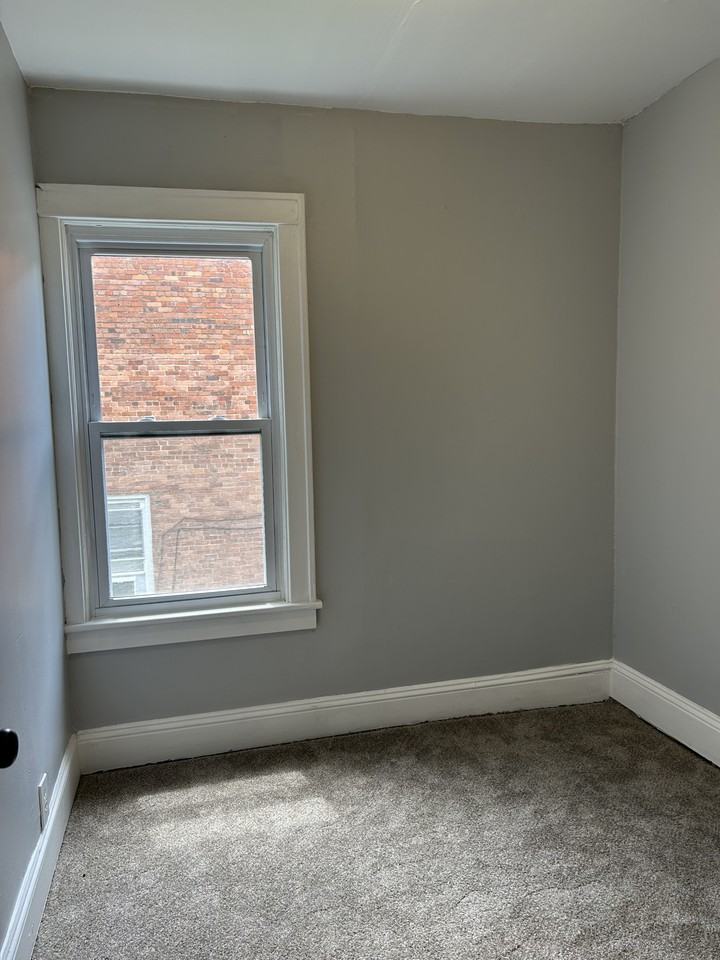 20 Willow St #2 - Photo 3 of 10