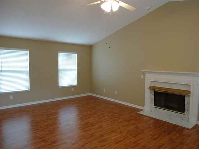 4102 Loyala Chase Ln - Photo 3 of 15