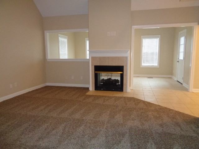 2328 Jamie Cir - Photo 3 of 20
