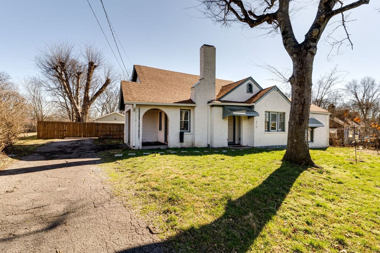 819 E Meade Ave - Photo 3 of 41