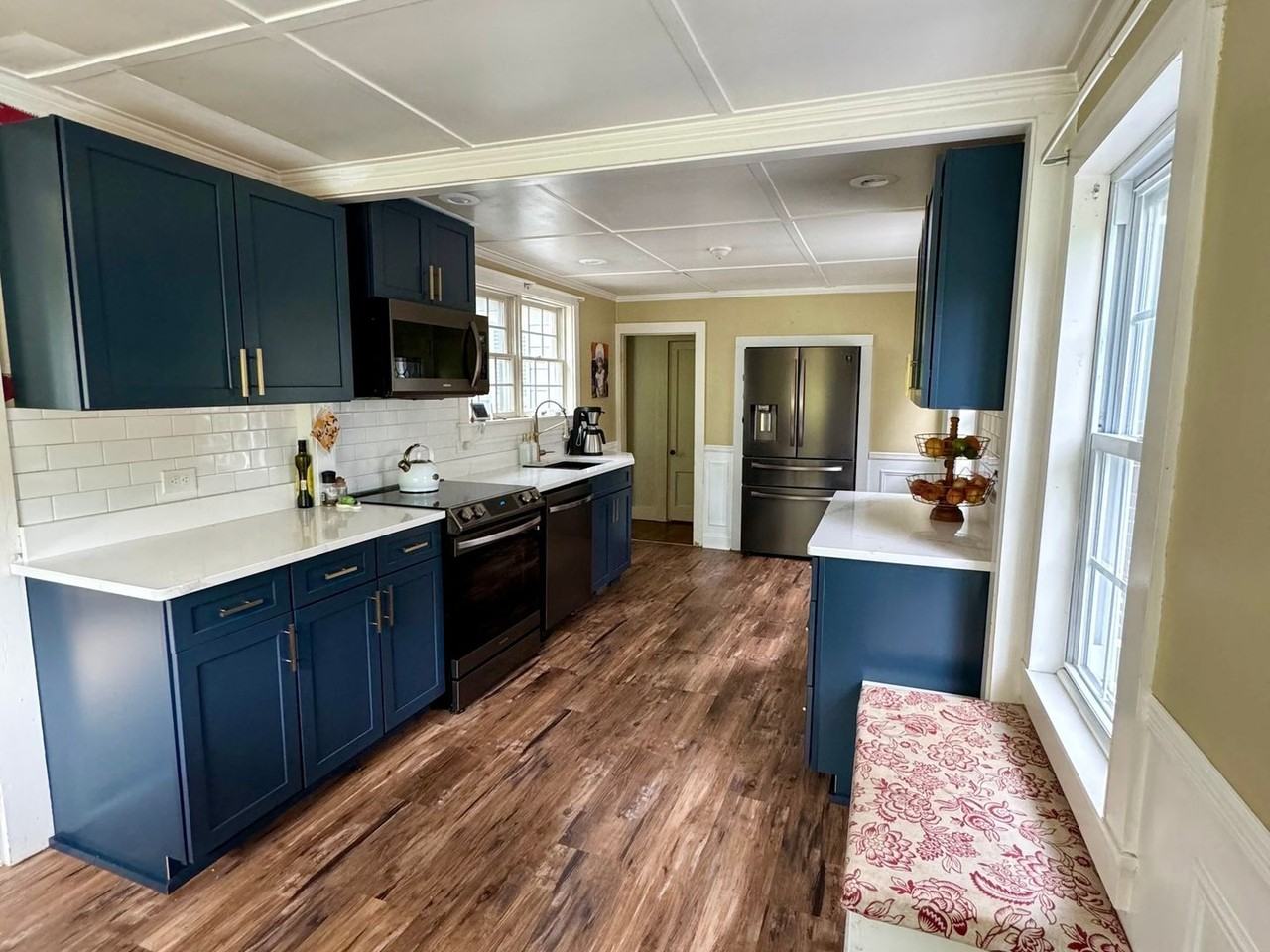 179 Main St - Photo 3 of 37