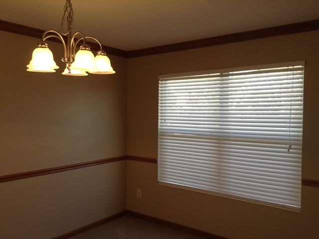 350 Spring Mill Dr - Photo 3 of 16